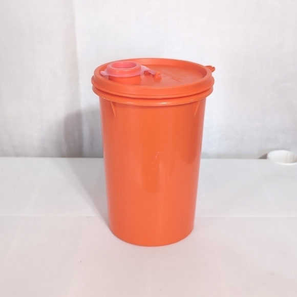 Tupperware 1980s Vintage Orange Handolier with Pour Lid Canister - Picture 1 of 5